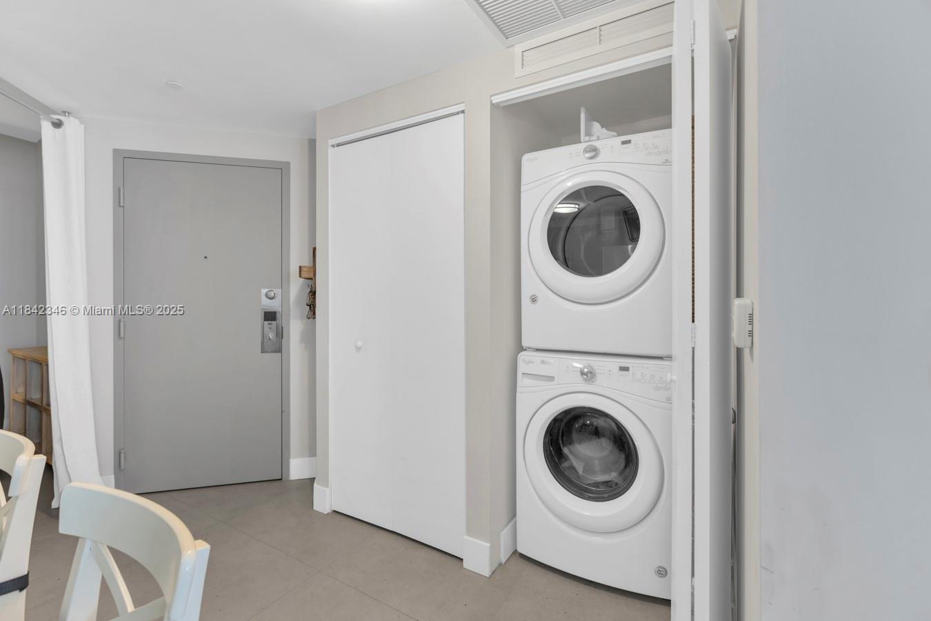 ARIA ON THE BAY CONDO - Residential Lease