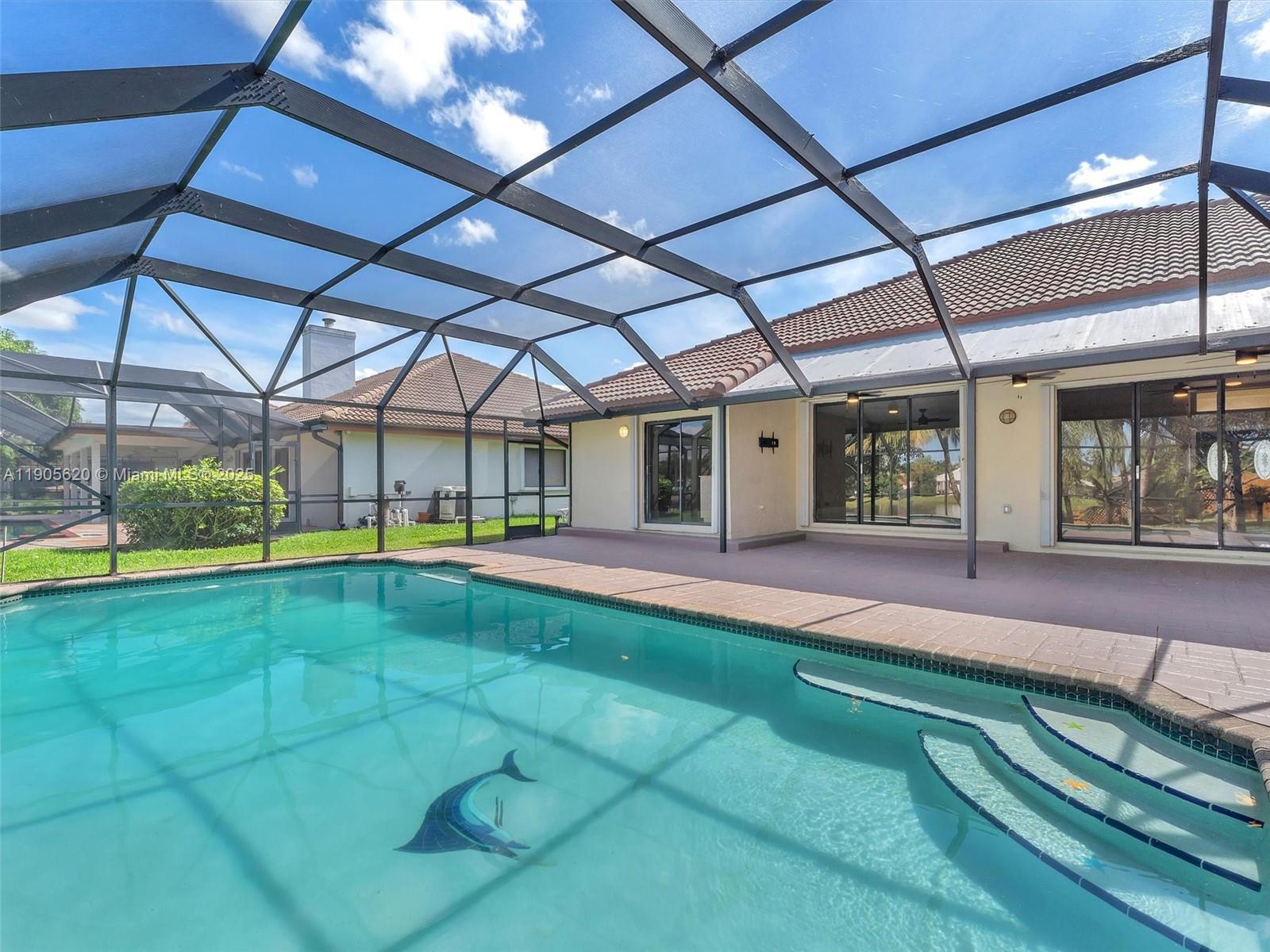 View photos, virtual tours, details... 7431 NW 39th St