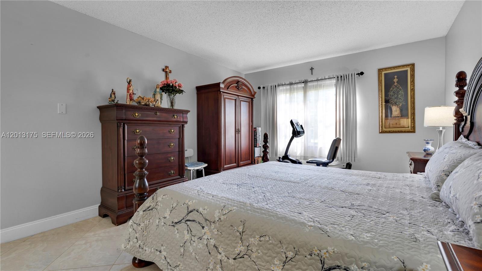 IVANHOE EAST AT CENTURY V - Residential