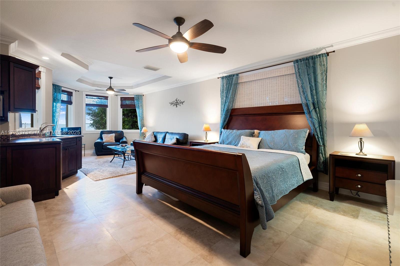 CORAL COAST - Residential