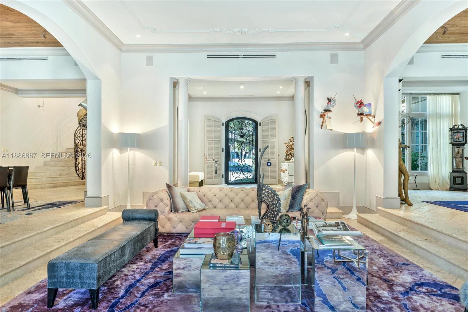 HIGH CREST - Residential