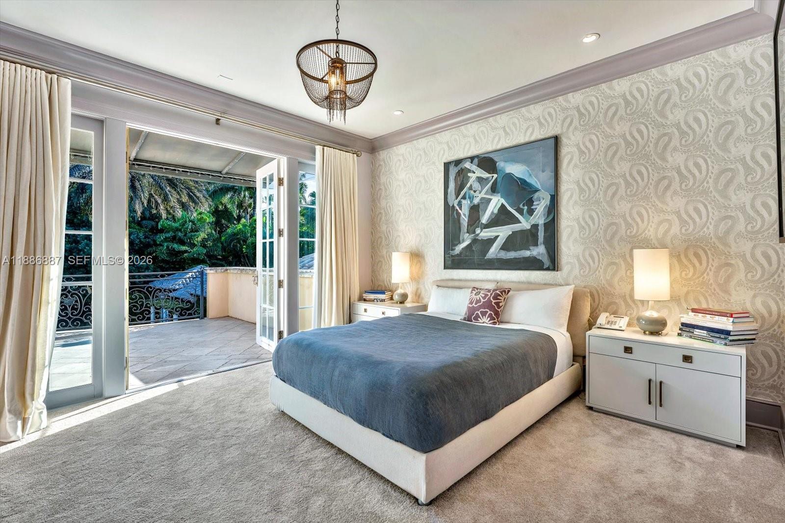 HIGH CREST - Residential