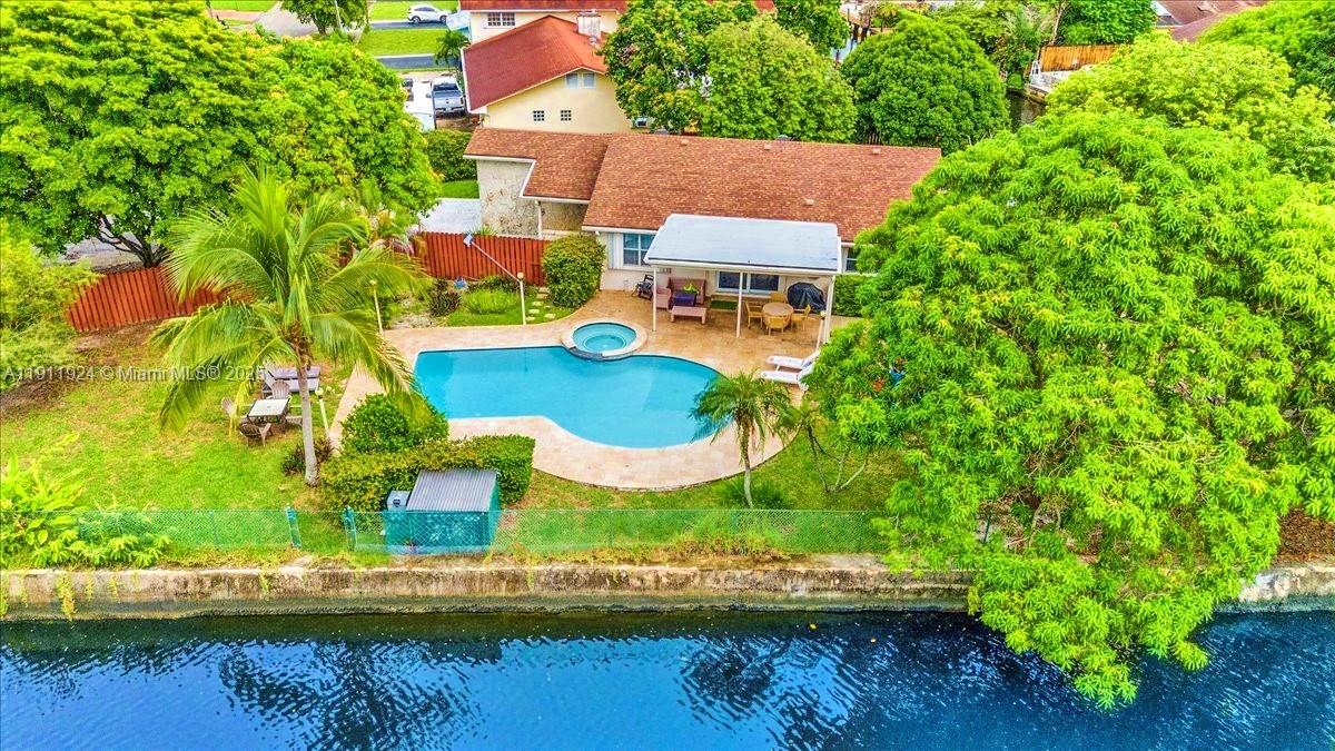 HOLLYWOOD ISLES ADD - Residential Lease