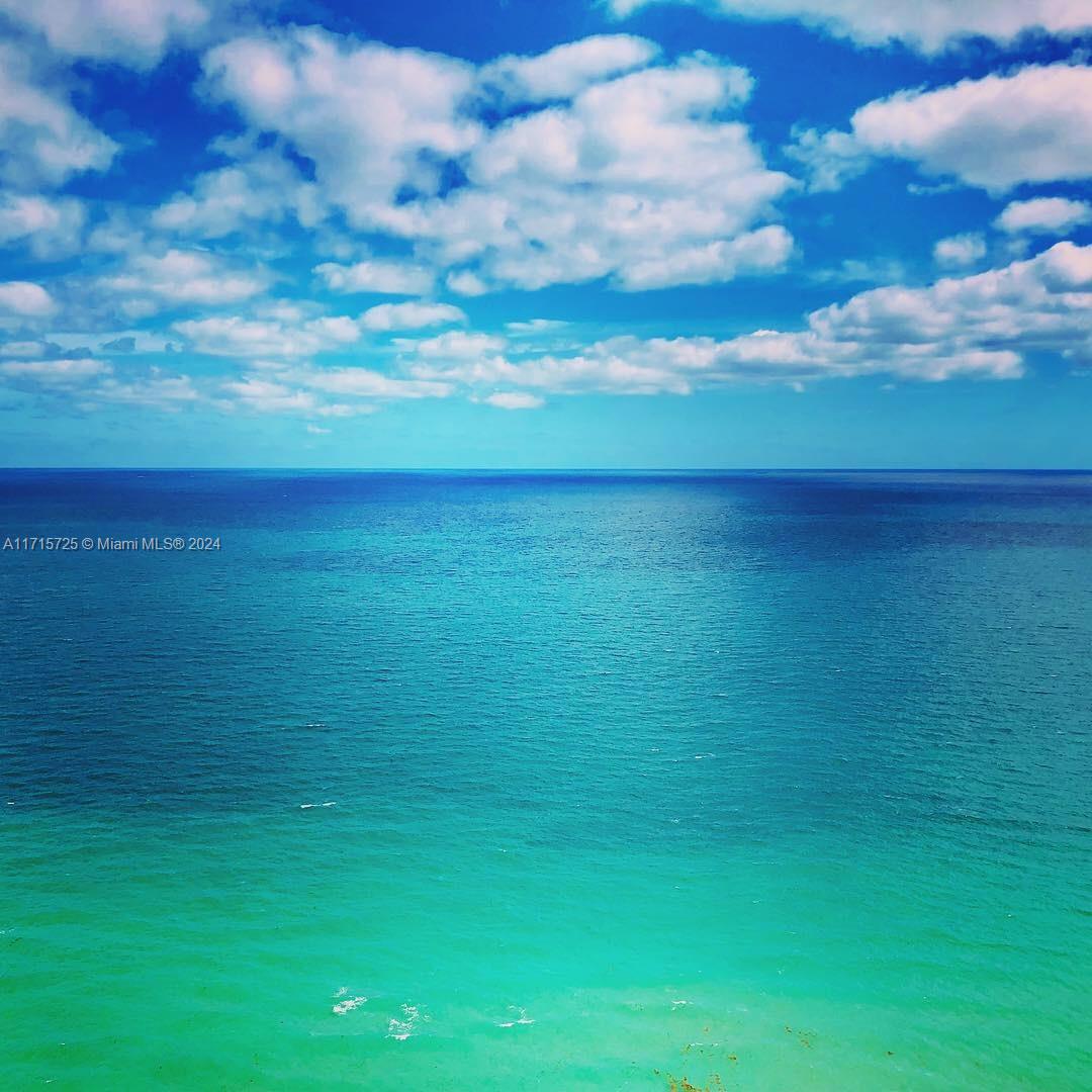 BEACH CLUB CONDO - Residential Lease