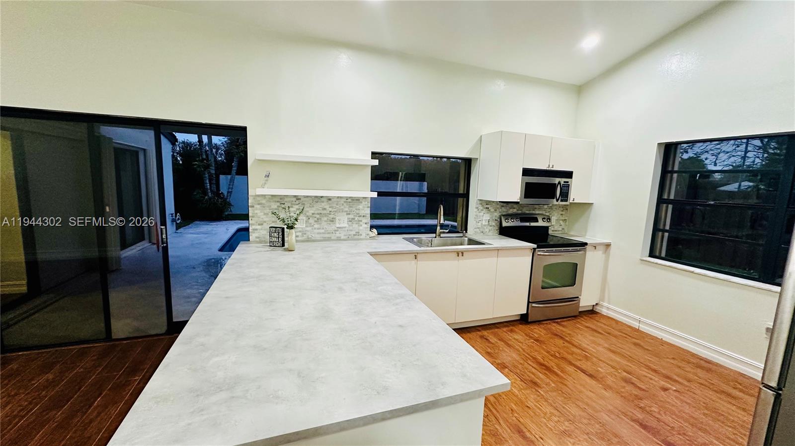 BONAVENTURE LAKES ADD 2 - Residential