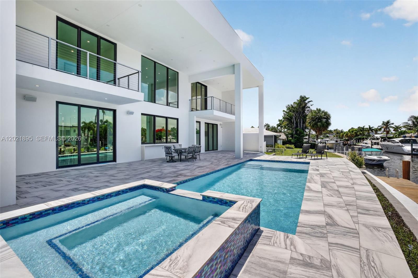 HILLSBORO HARBOR UNIT - Residential