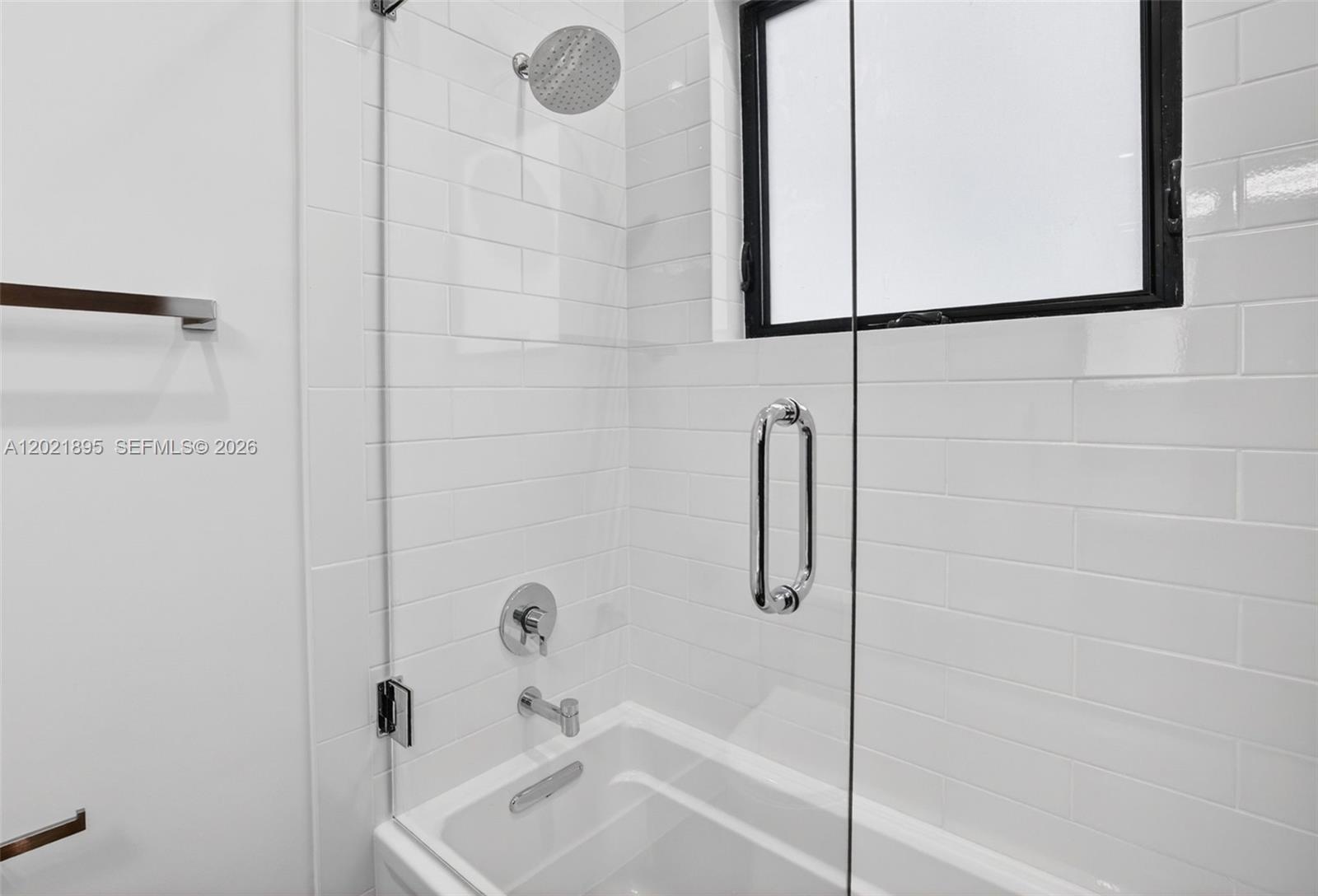 HILLSBORO HARBOR UNIT - Residential