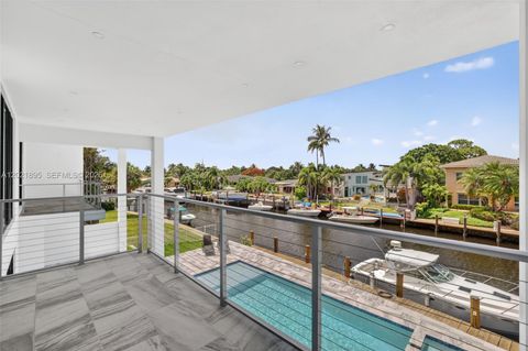 Tiny photo for 2751 NE 22nd Ct, Pompano Beach, FL 33062 (MLS # A12021895)