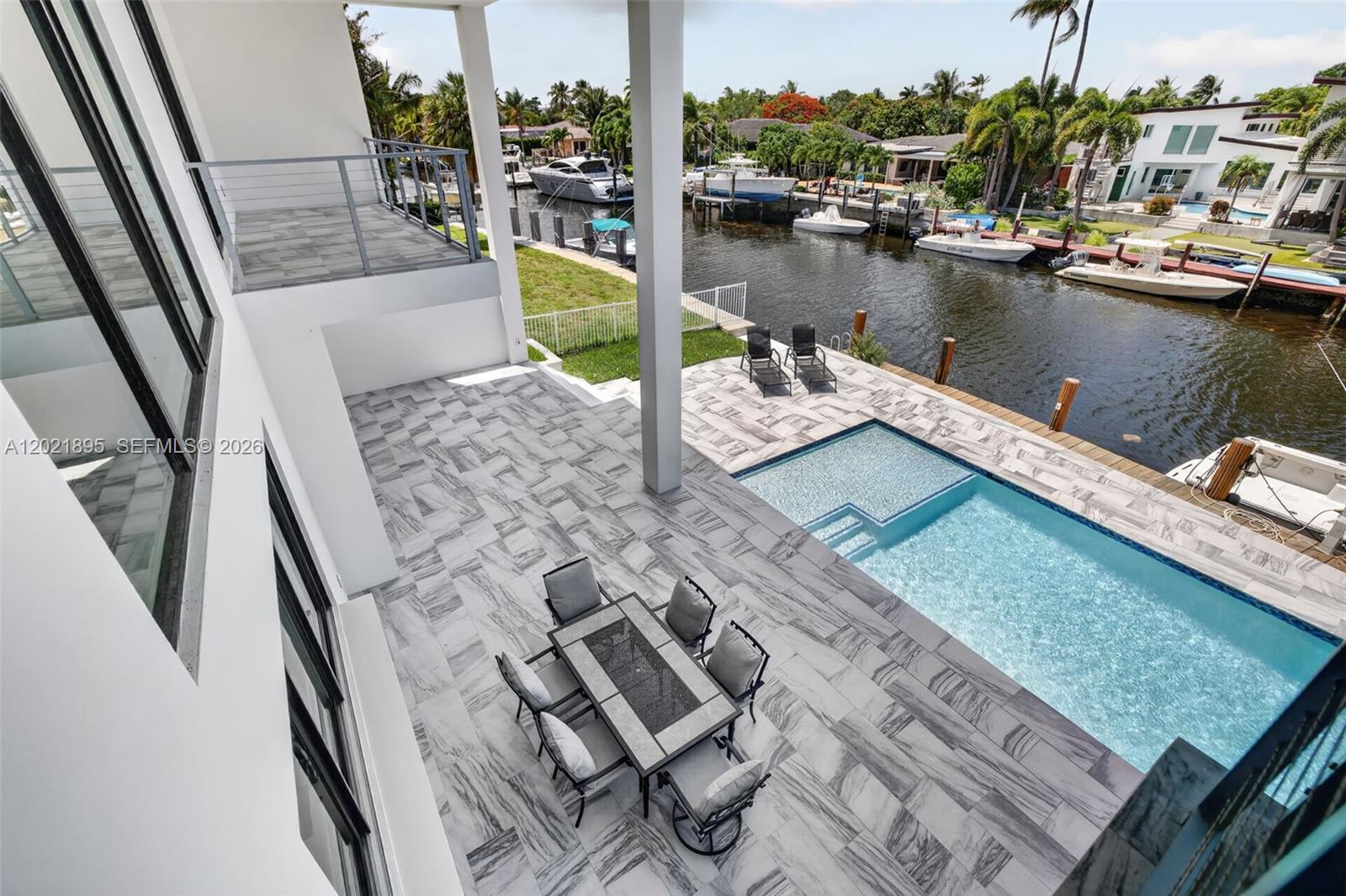 HILLSBORO HARBOR UNIT - Residential