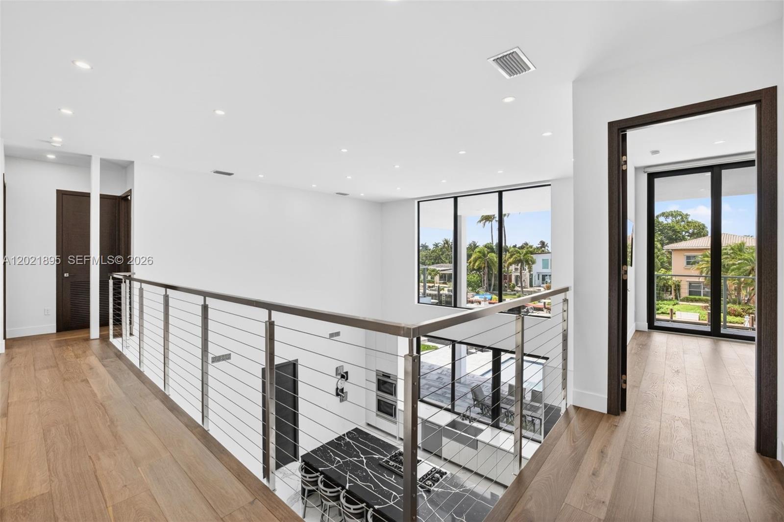 HILLSBORO HARBOR UNIT - Residential