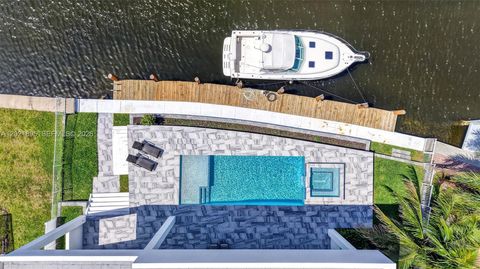 Tiny photo for 2751 NE 22nd Ct, Pompano Beach, FL 33062 (MLS # A12021895)