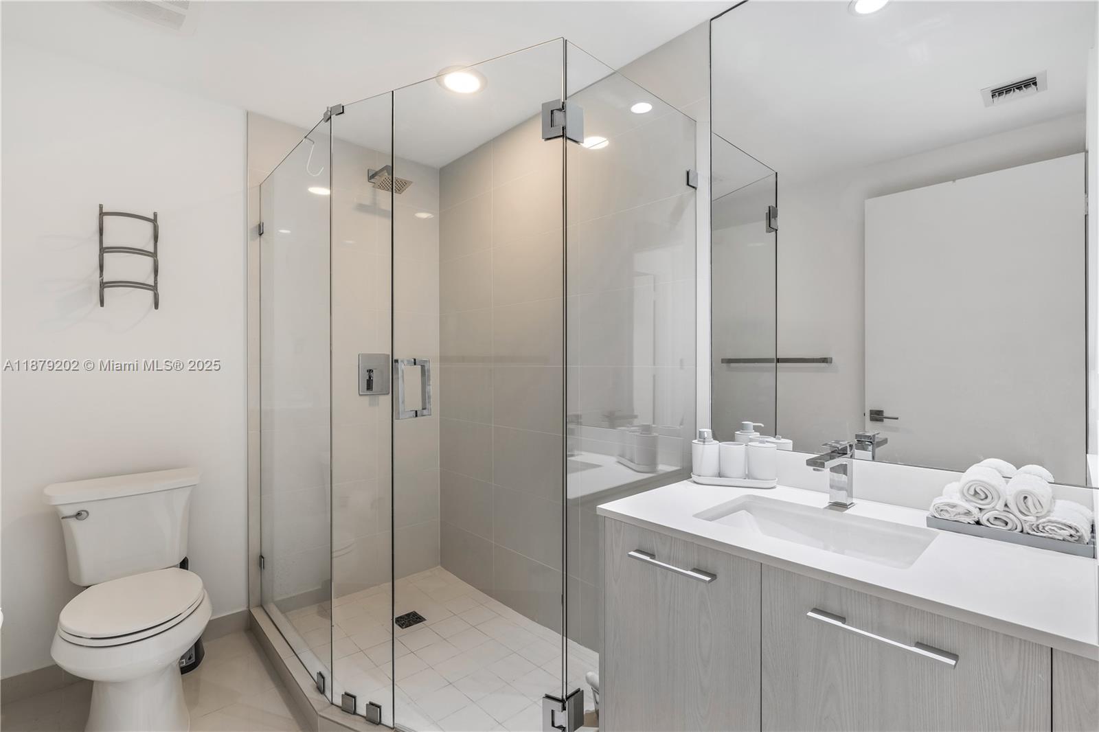 BRICKELL HEIGHTS WEST CON - Residential Lease