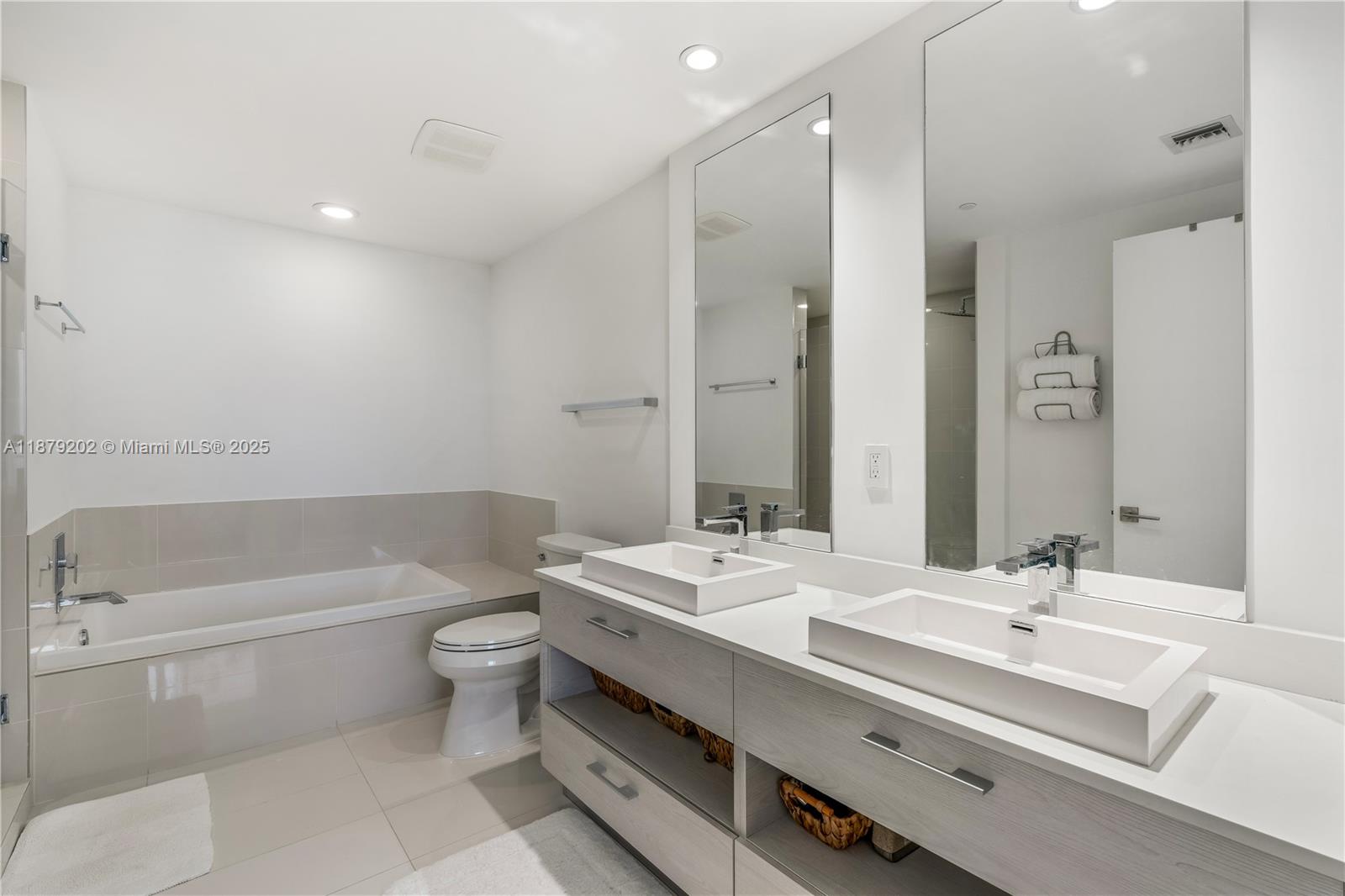 BRICKELL HEIGHTS WEST CON - Residential Lease