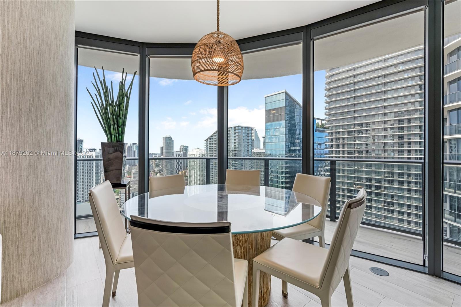 55 SW 9th St 4001