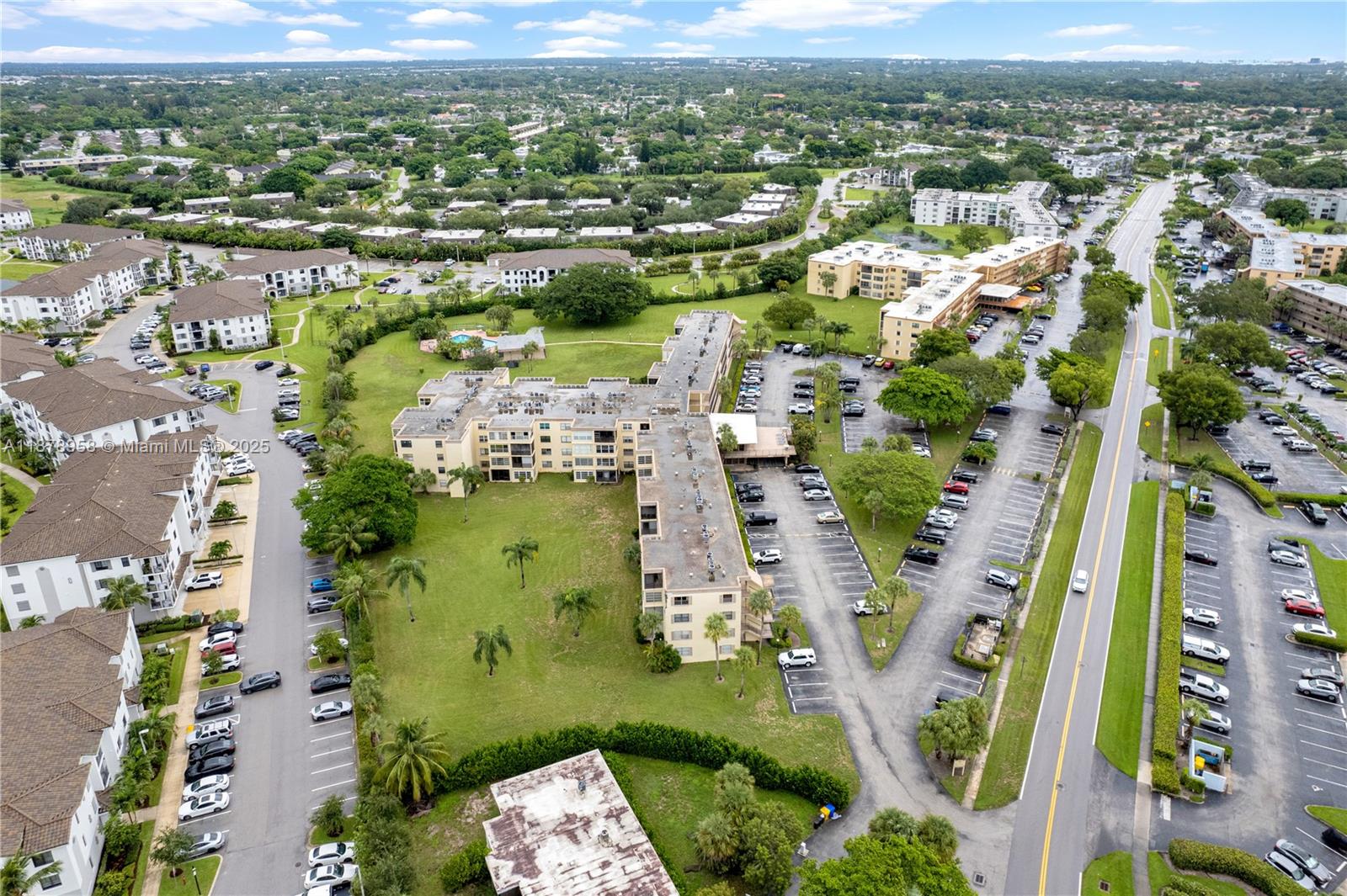 ISLE OF SANDALFOOT CONDO - Residential Lease