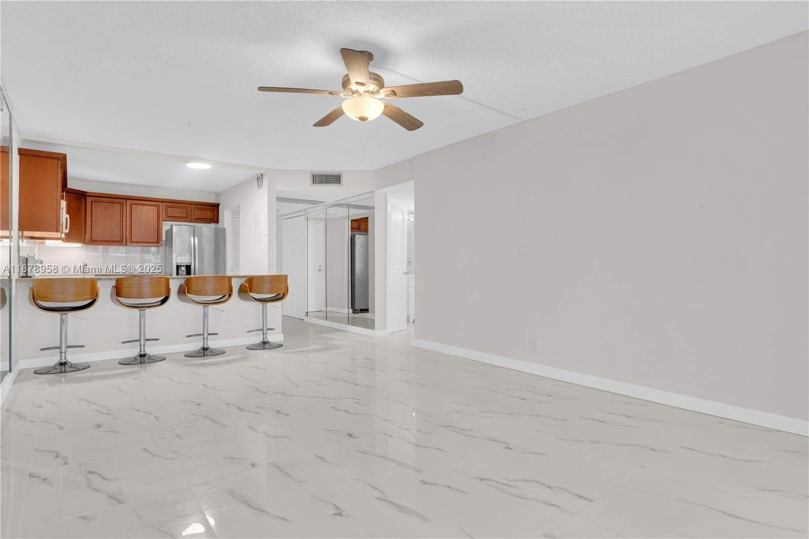 ISLE OF SANDALFOOT CONDO - Residential Lease