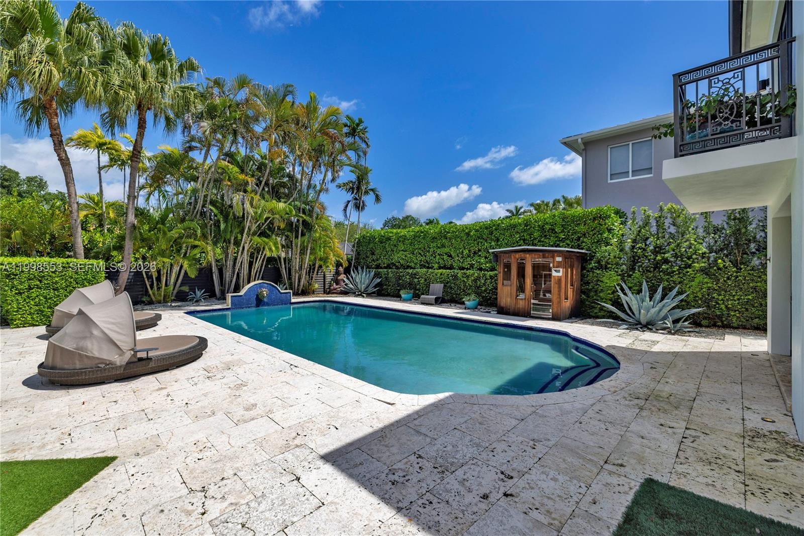 MIAMI SHORES SEC 3 - Residential