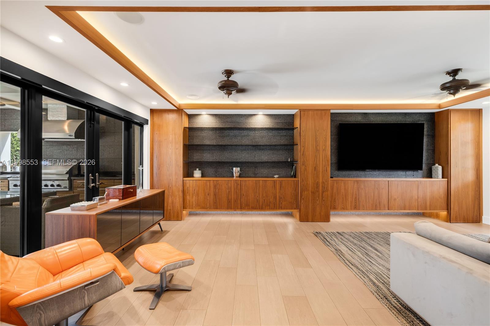 MIAMI SHORES SEC 3 - Residential