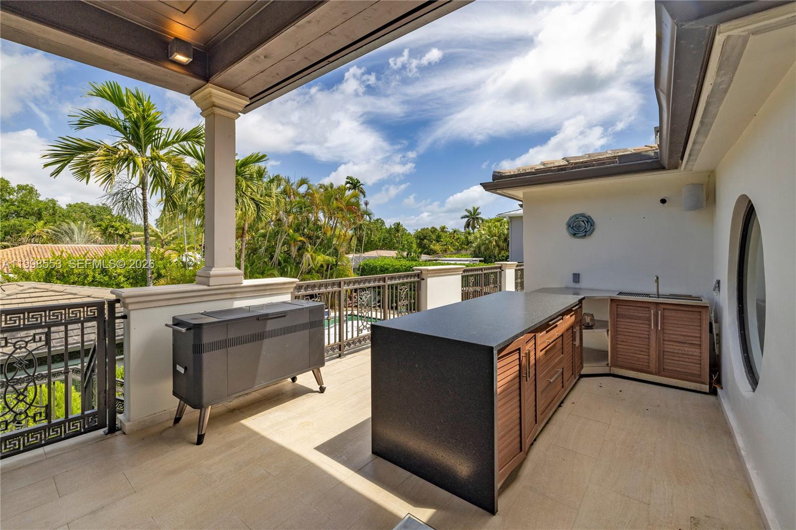 MIAMI SHORES SEC 3 - Residential