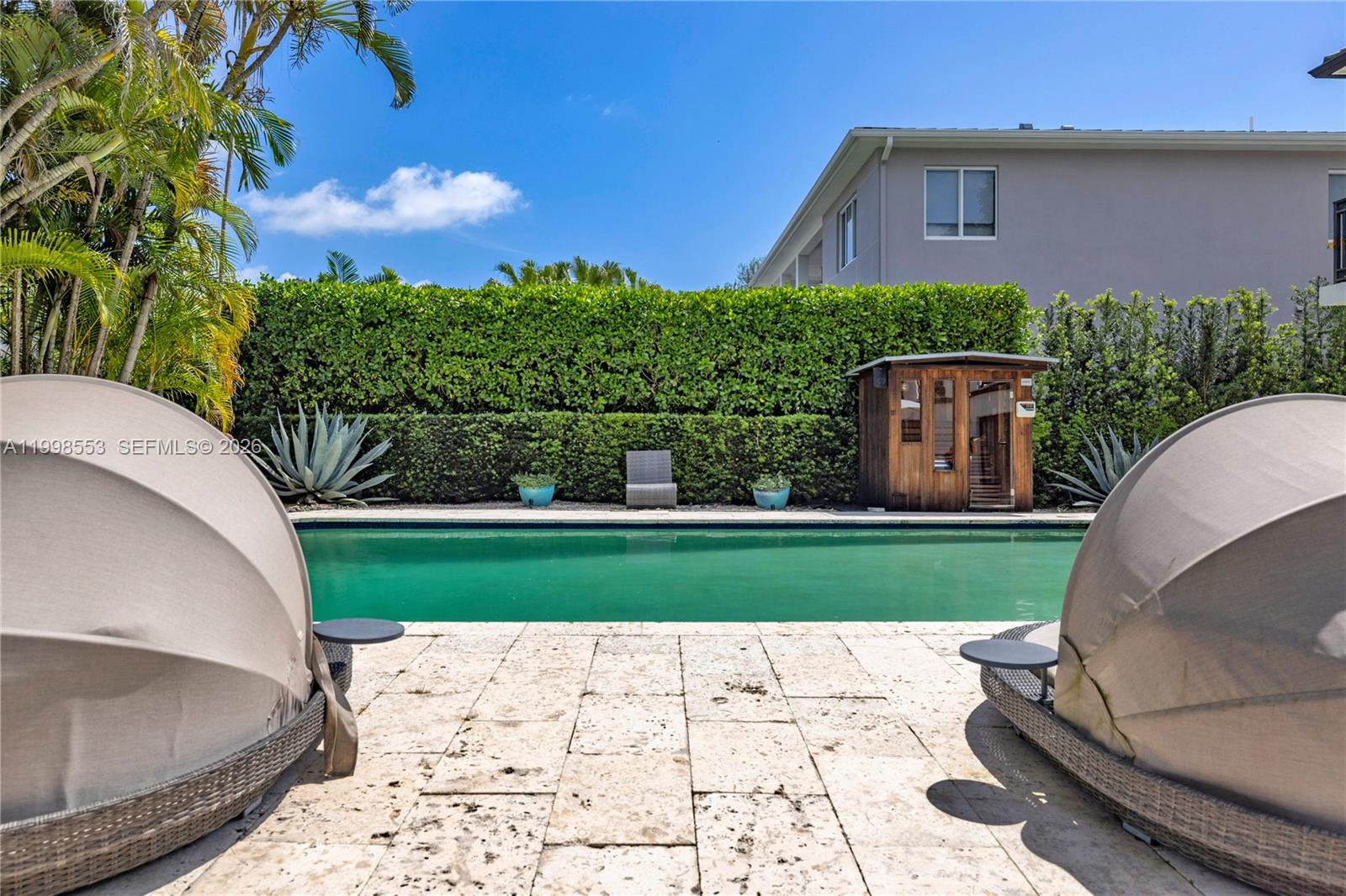 MIAMI SHORES SEC 3 - Residential