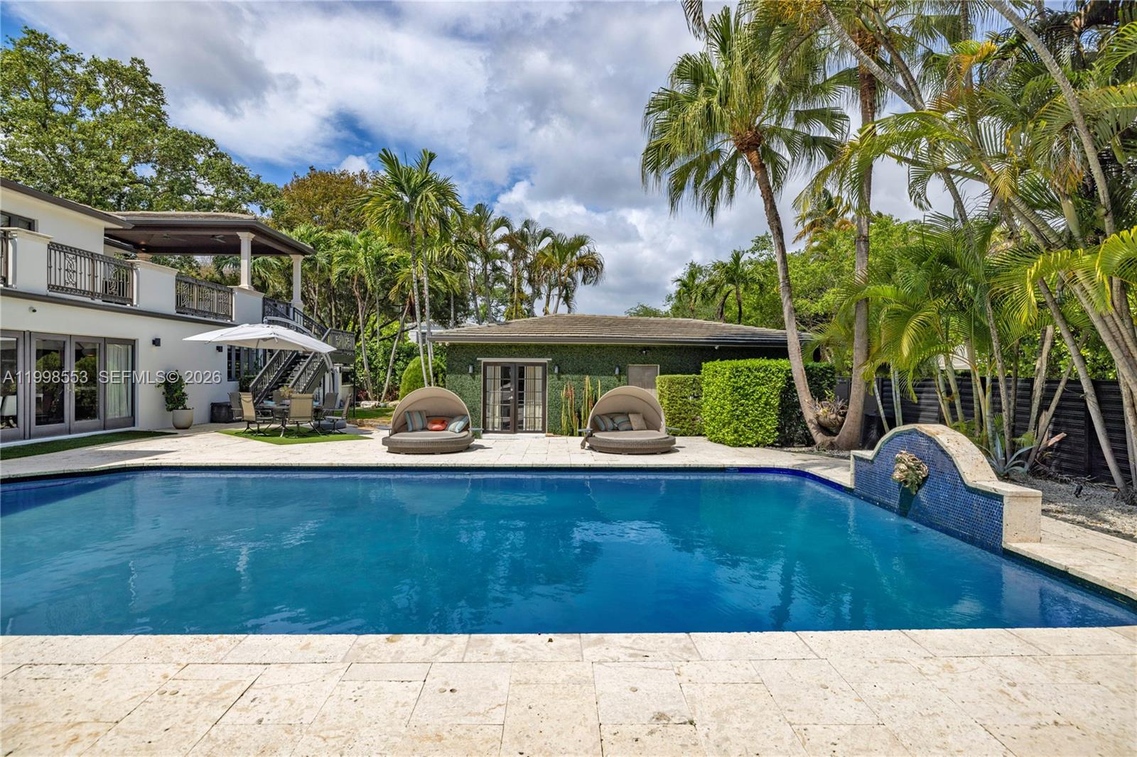 MIAMI SHORES SEC 3 - Residential