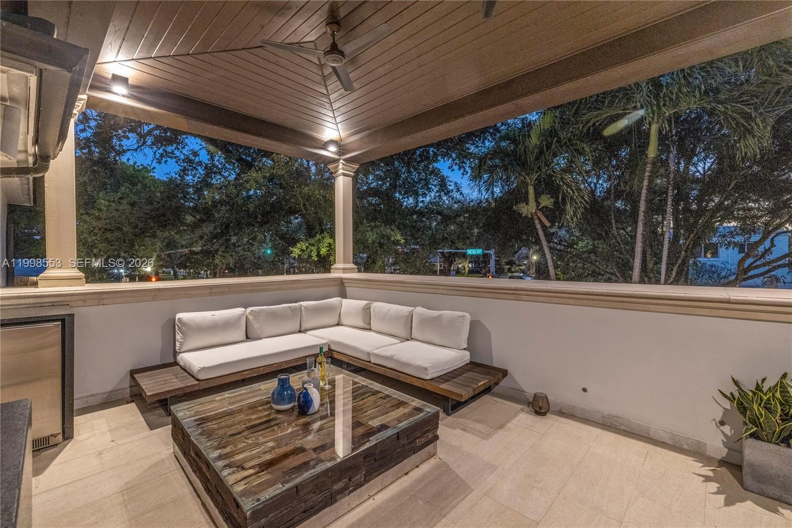 MIAMI SHORES SEC 3 - Residential