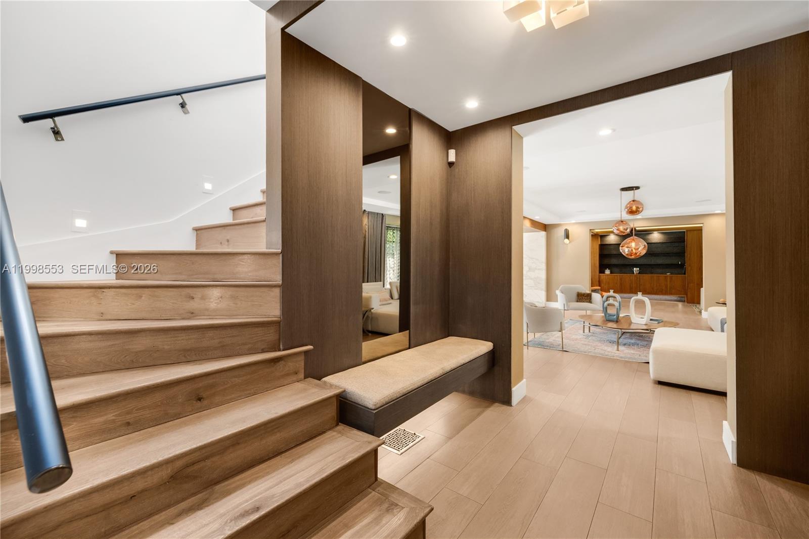 MIAMI SHORES SEC 3 - Residential