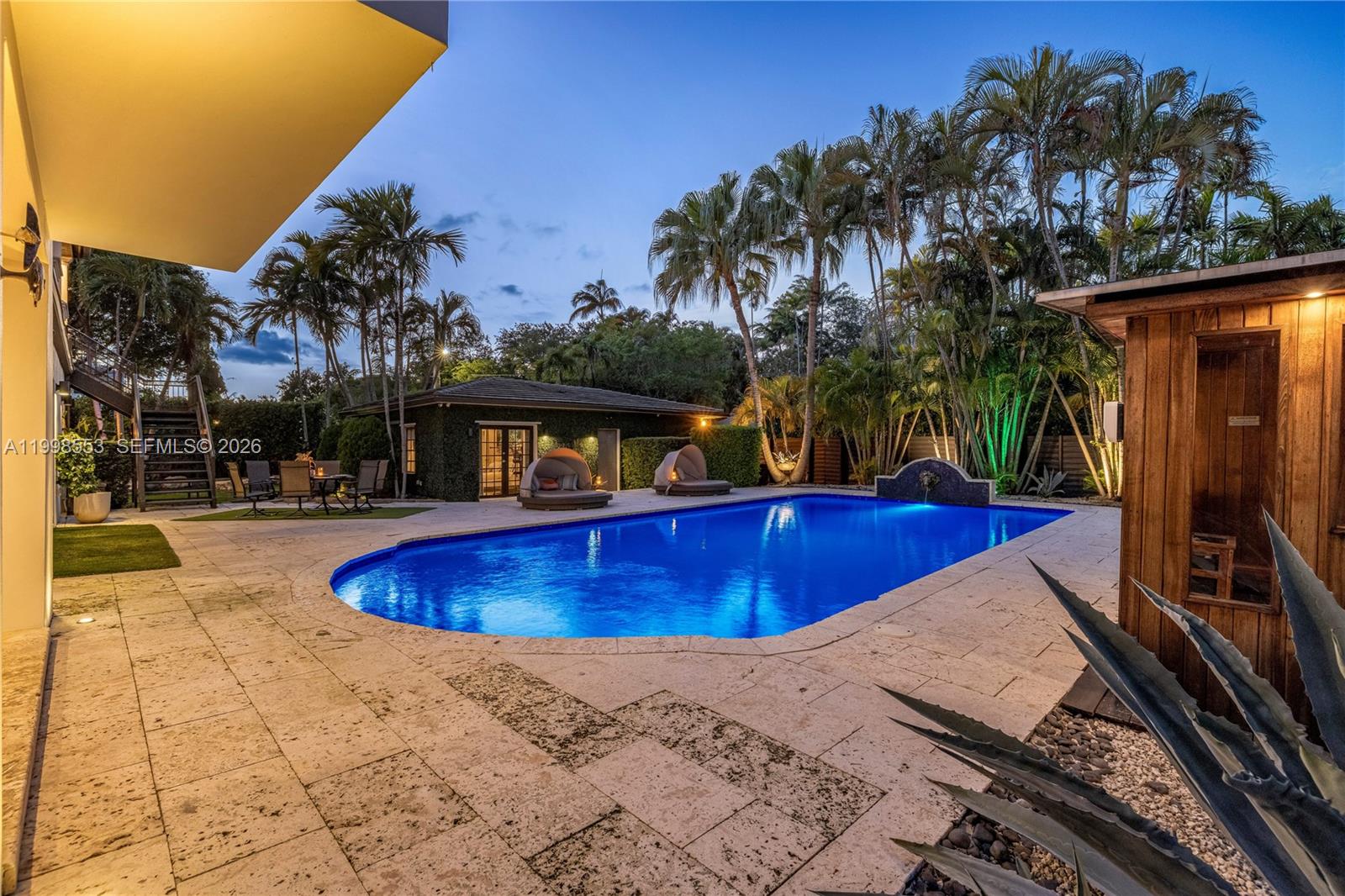 MIAMI SHORES SEC 3 - Residential