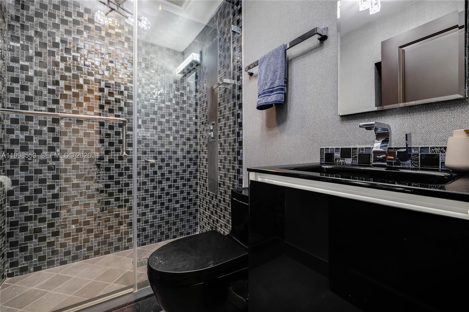 MIAMI SHORES SEC 3 - Residential