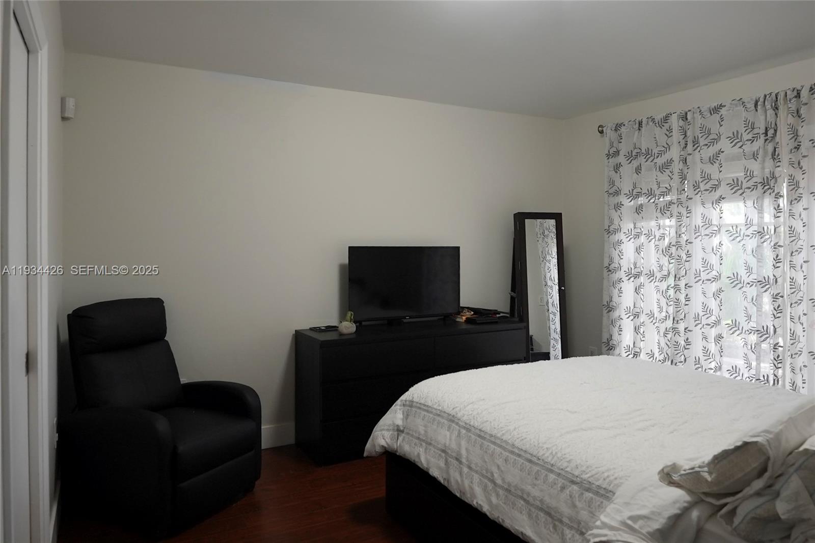 PATIO HOMES OF DORAL PINE - Residential