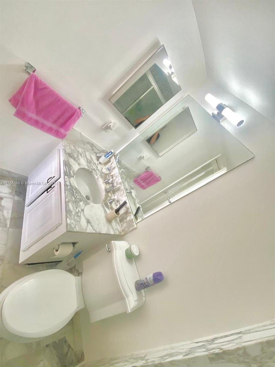 BALMORAL CONDO - Residential