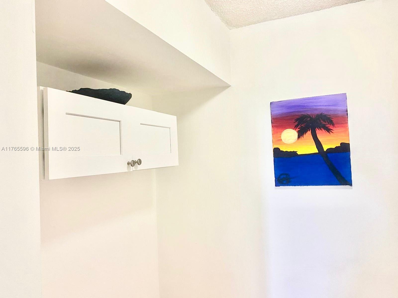 BALMORAL CONDO - Residential