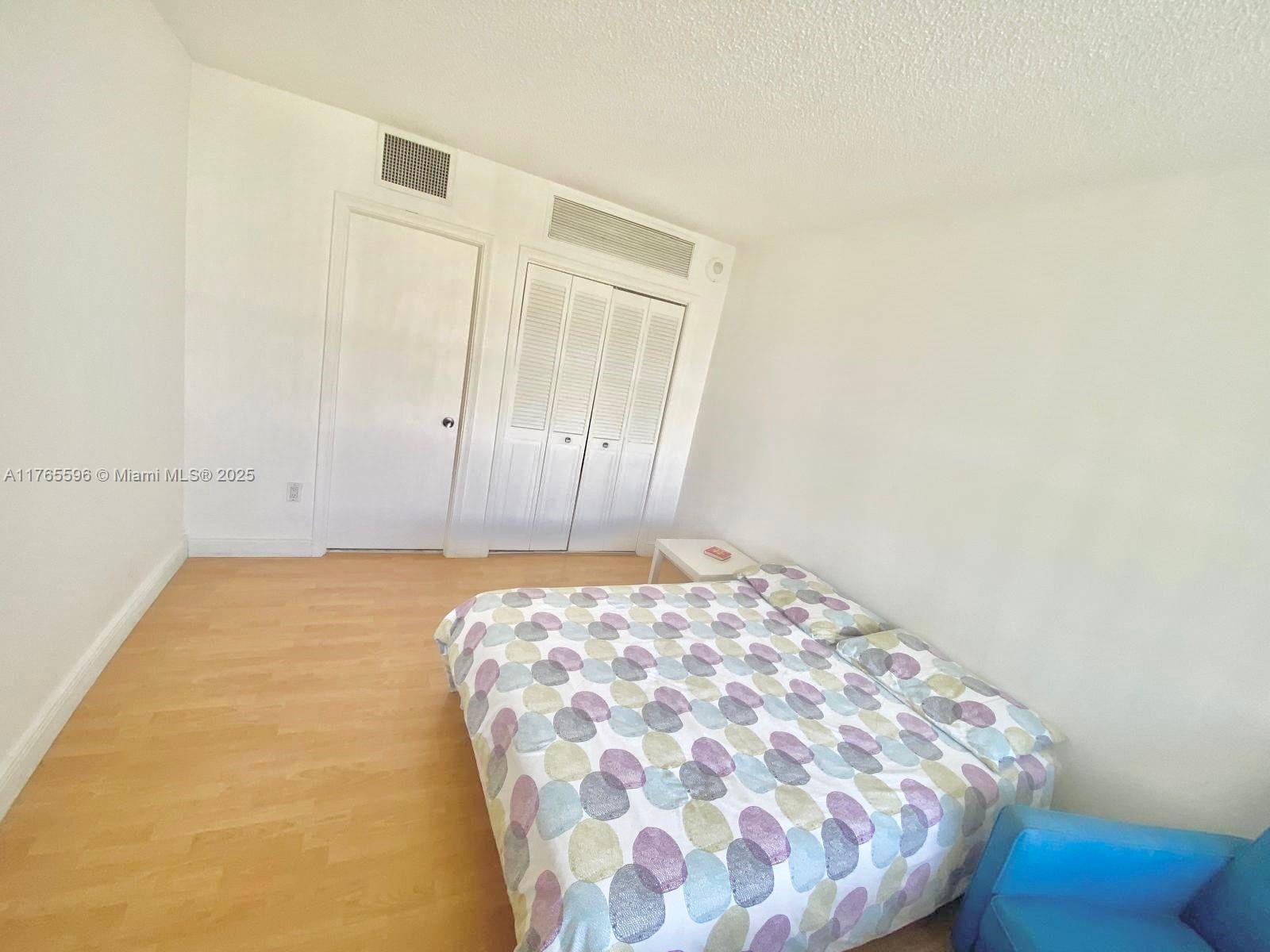 BALMORAL CONDO - Residential