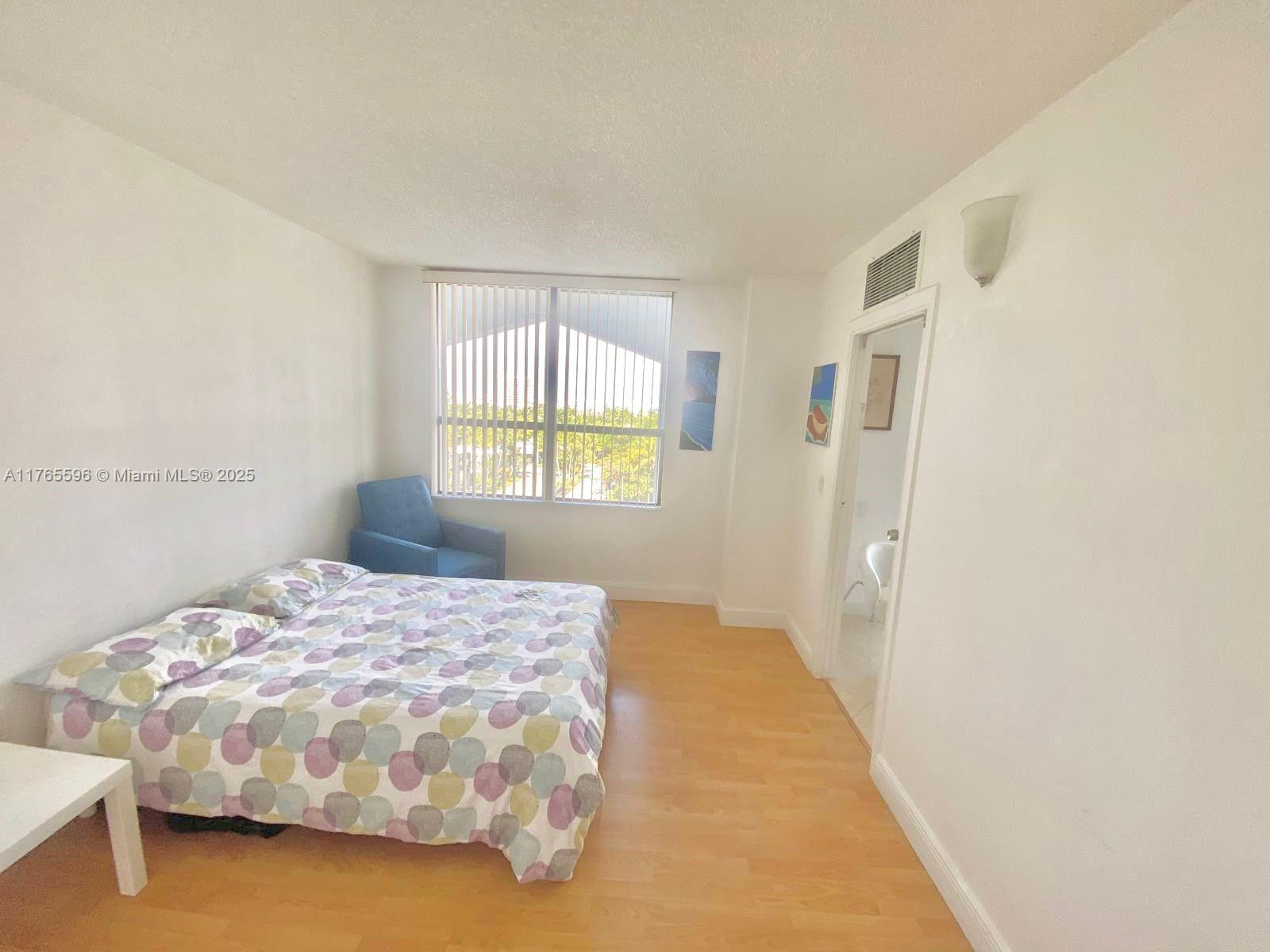 BALMORAL CONDO - Residential