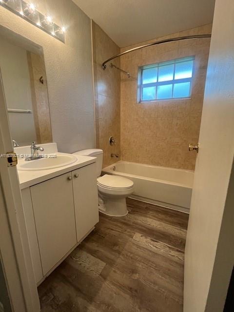 VENETIAN GARDEN REV - Residential Lease