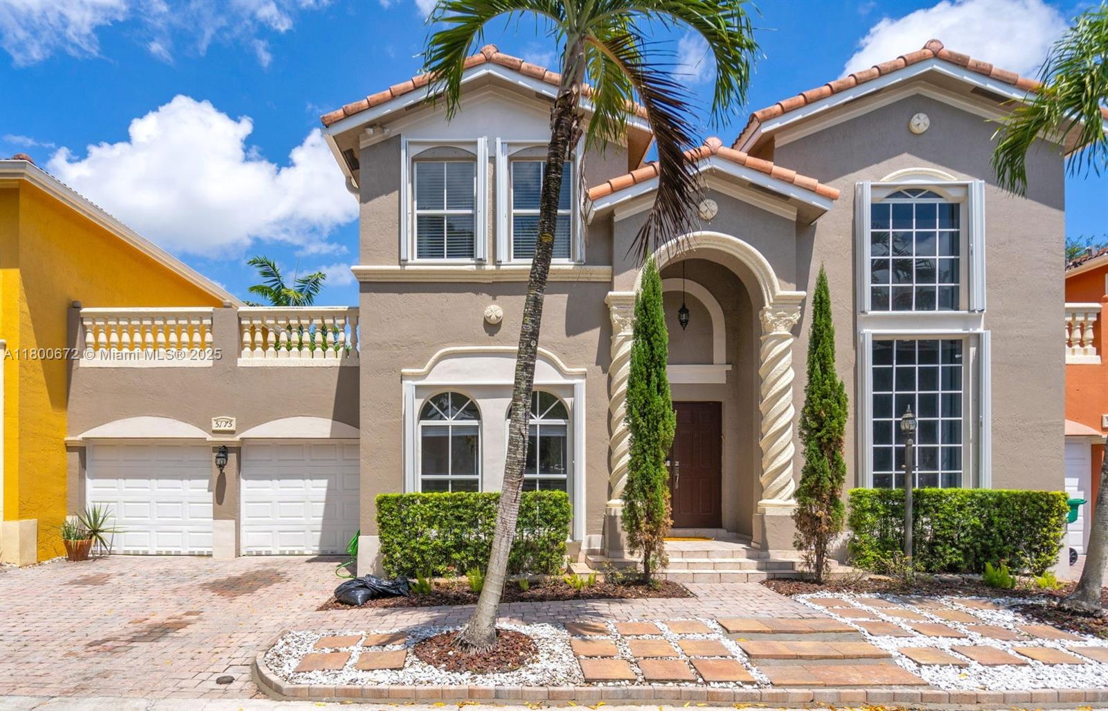 5175 Nw 108th Pl, Doral, Miami-Dade County, Florida - 3 Bedrooms  
3.5 Bathrooms - 