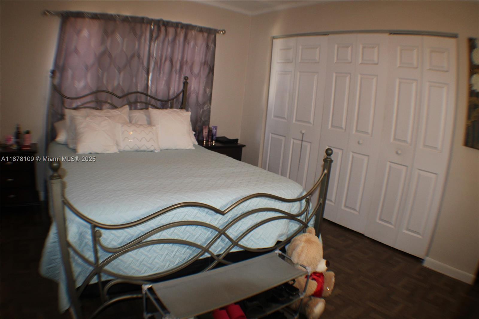 DEVON-AIRE VILLAS SEC 3 - Residential