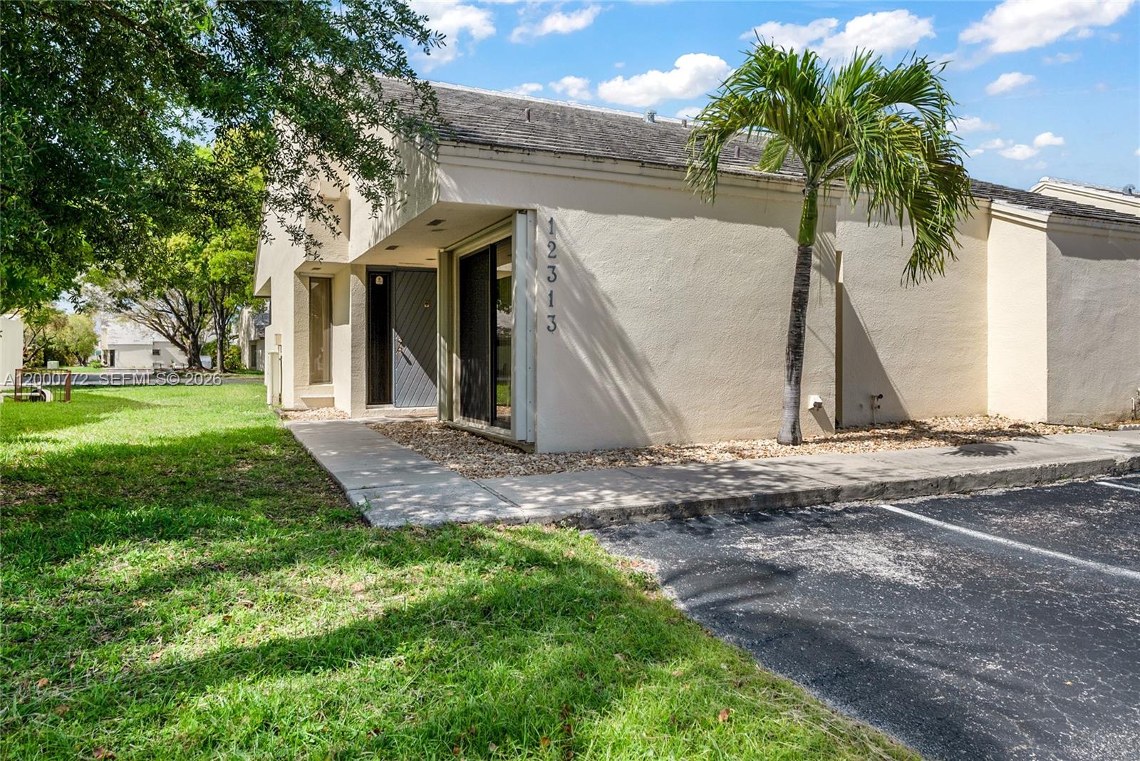 VILLAS OF DEERWOOD REPLAT - Residential