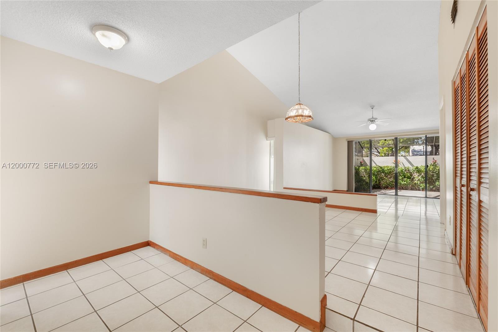 VILLAS OF DEERWOOD REPLAT - Residential