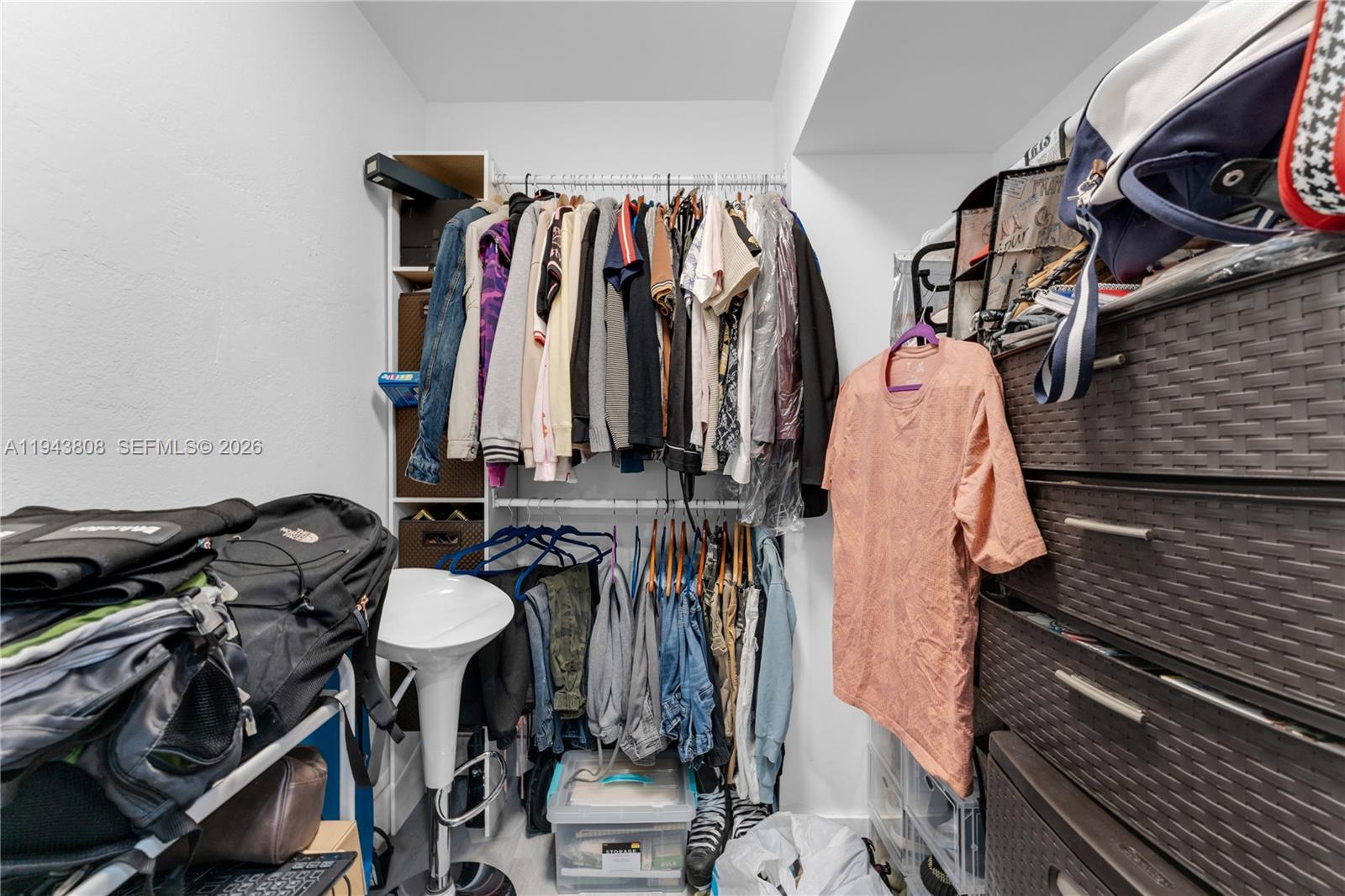 LAKE LAURA CONDO NO 2 - Residential