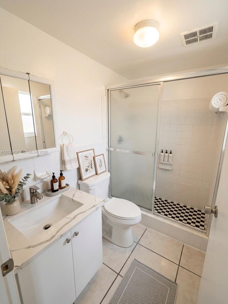 FLA FRUIT LAND CO SUB - Residential Lease