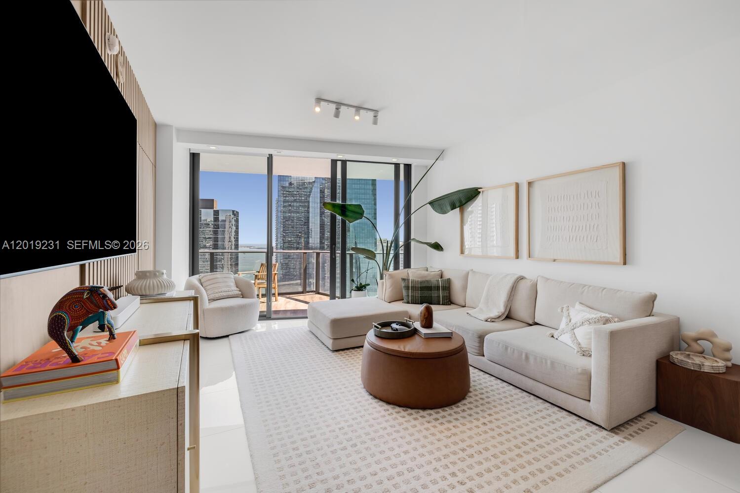 1300 S MIAMI AVENUE CONDO - Residential