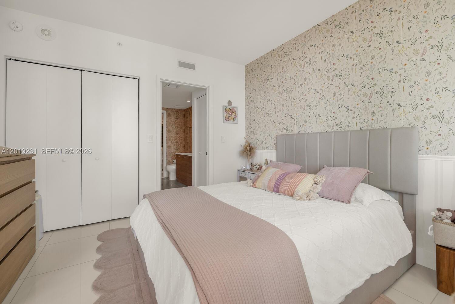 1300 S MIAMI AVENUE CONDO - Residential