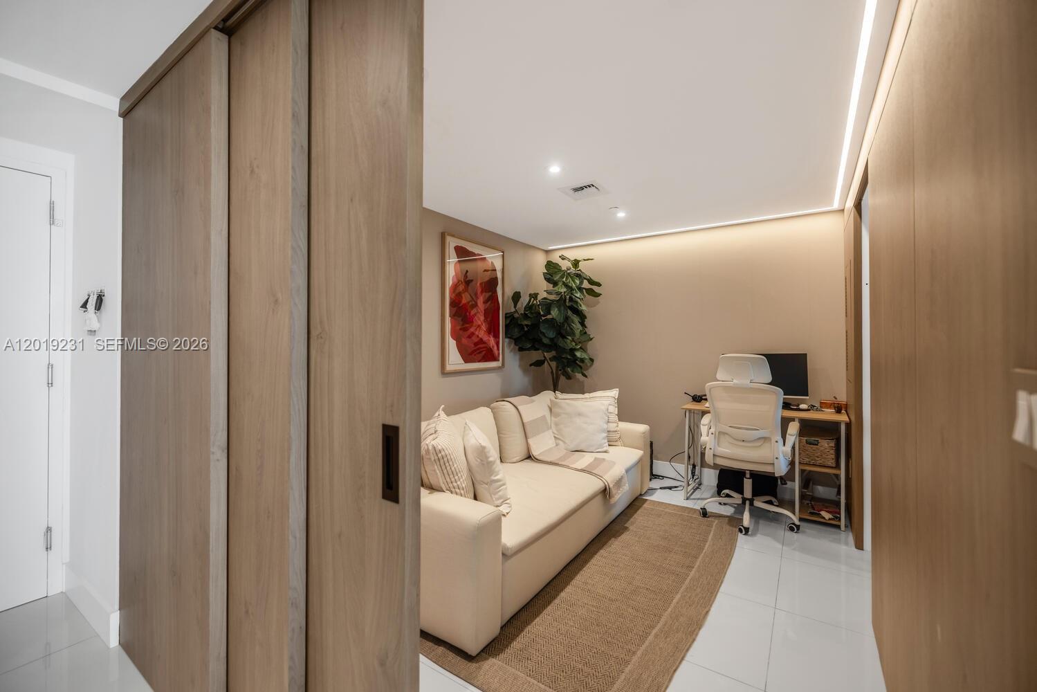 1300 S MIAMI AVENUE CONDO - Residential