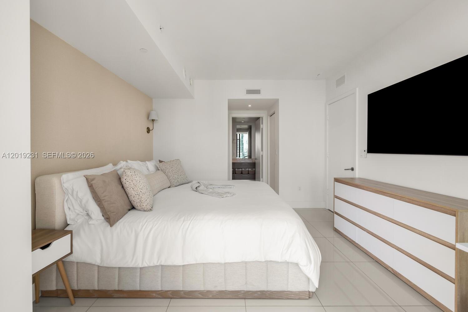 1300 S MIAMI AVENUE CONDO - Residential