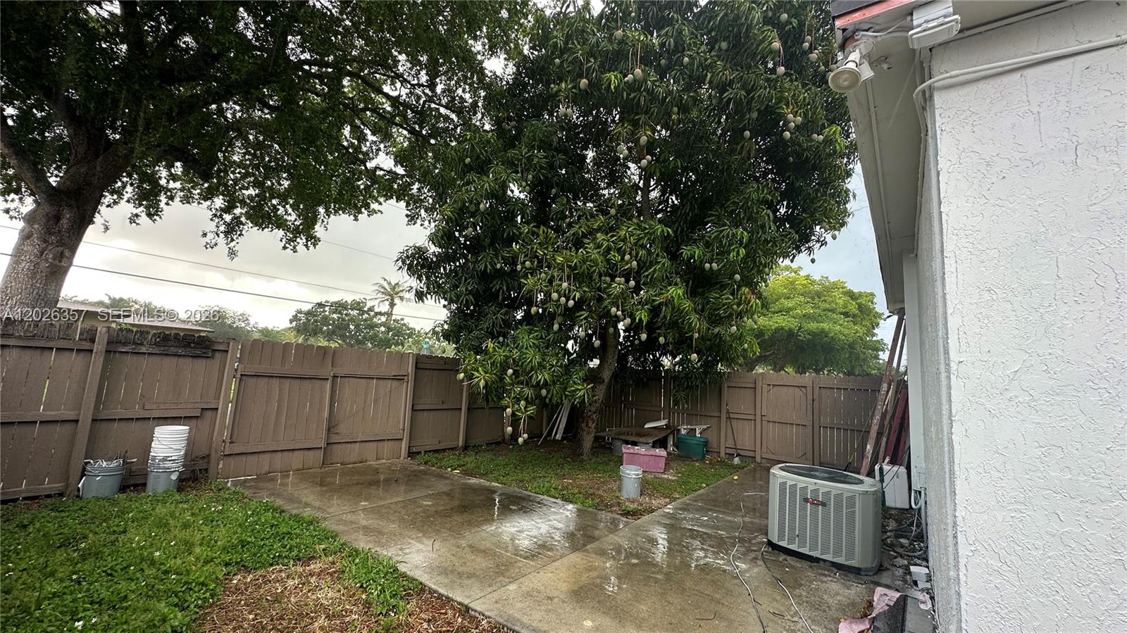 BISCAYNE VILLAGE HEIGHTS - Residential