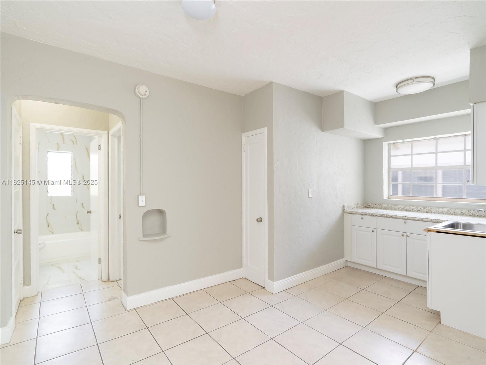 7635 Dickens Ave 8