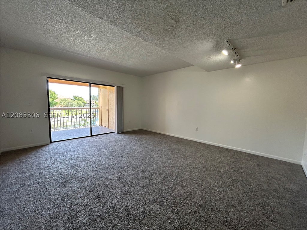 Photo of 5200 NW 31st Ave #53, Fort Lauderdale, FL 33309 (MLS # A12085306)