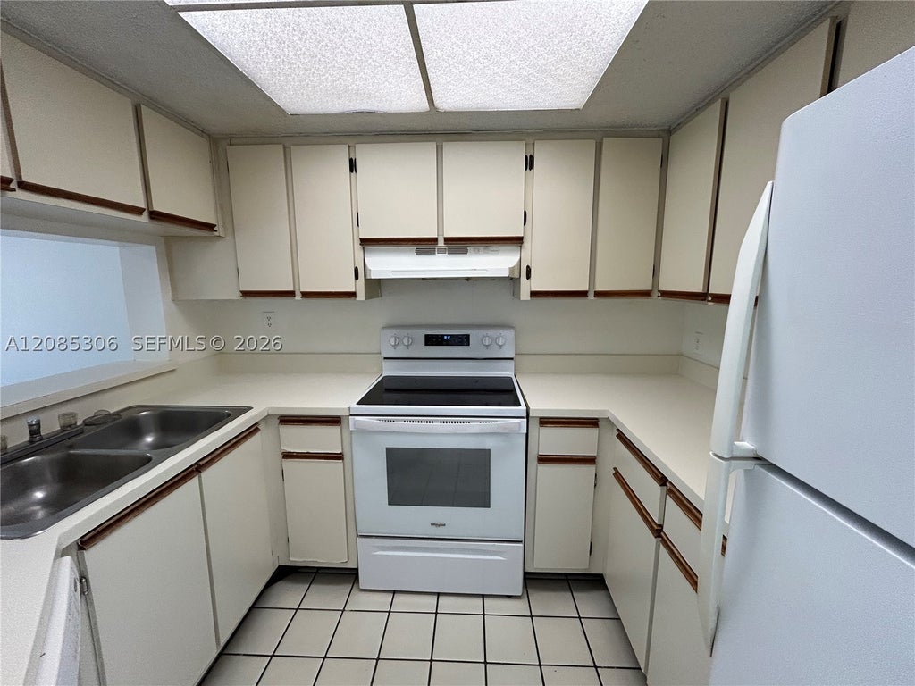 Photo of 5200 NW 31st Ave #53, Fort Lauderdale, FL 33309 (MLS # A12085306)