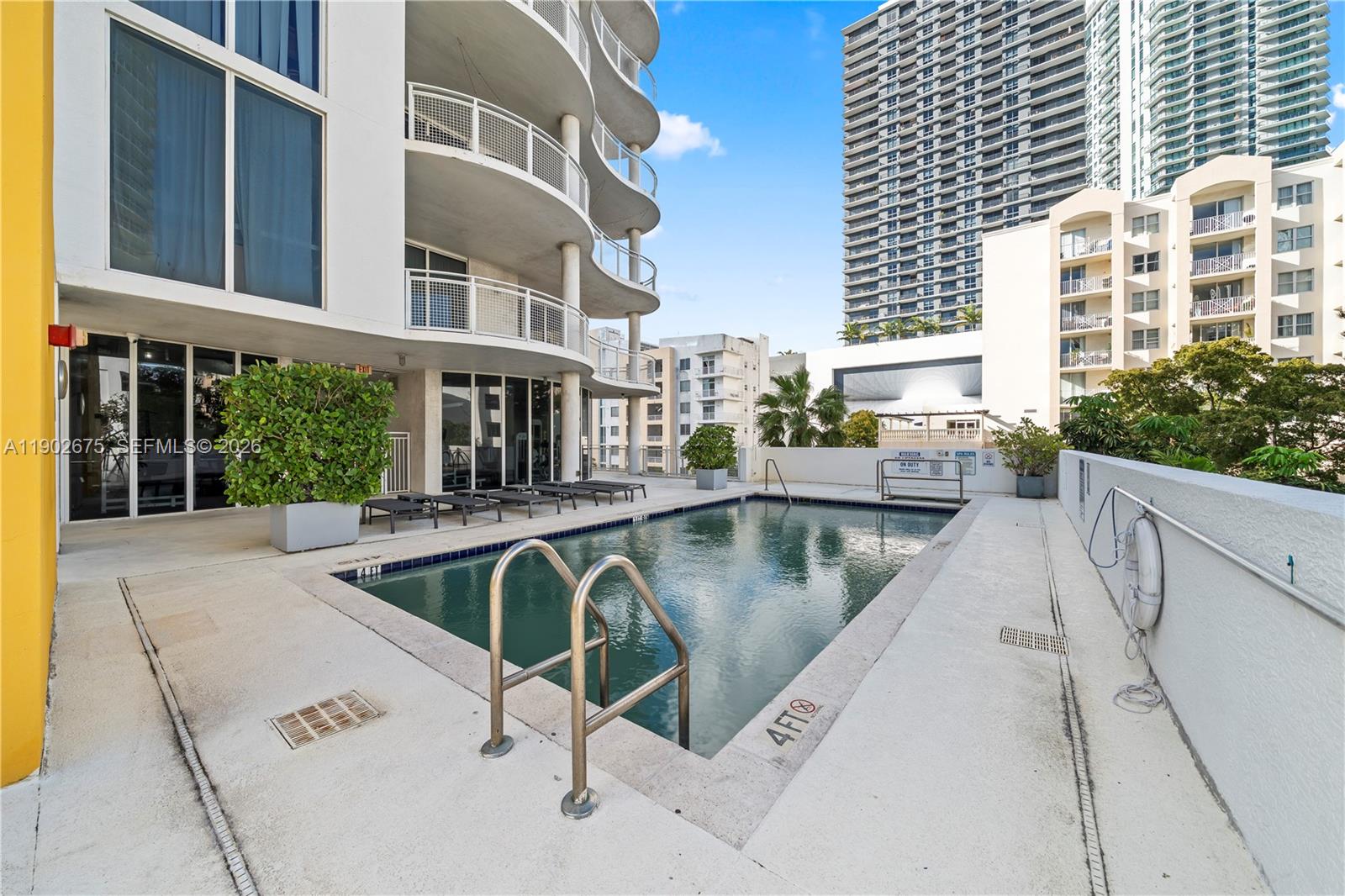 THE YORKER CONDO - Residential